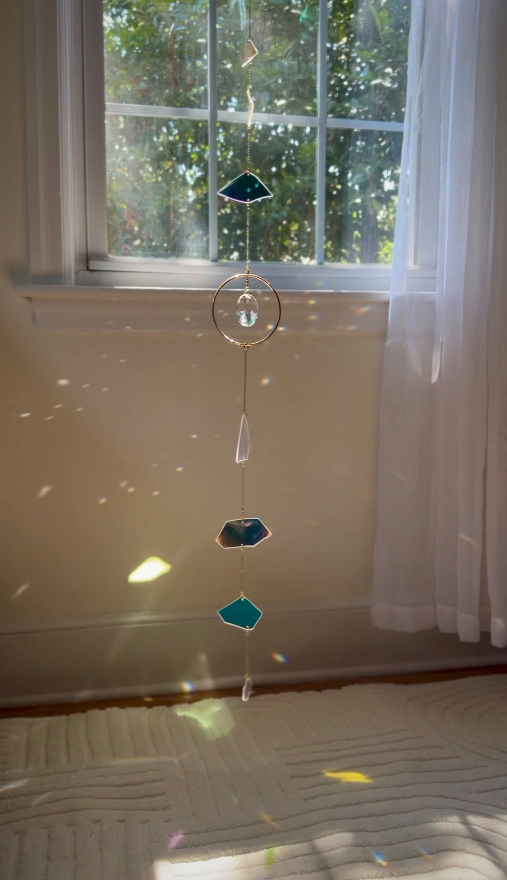 Prism Thread with Crystal